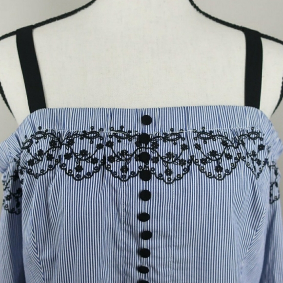 NWT YYIGAL Pinstripe Off Shoulder Top Size XL - Picture 6 of 9